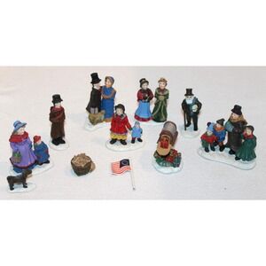 lot of 7 Christmas Tea Shoppe 1996 Lang & Wise Linda Stocks figures/sets